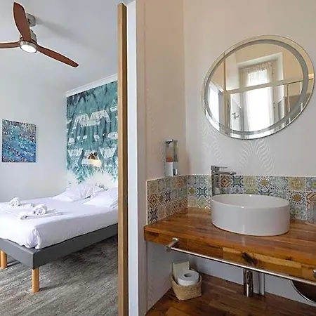 Hotel Le Saint Pierre - Demeures & Chateaux ,